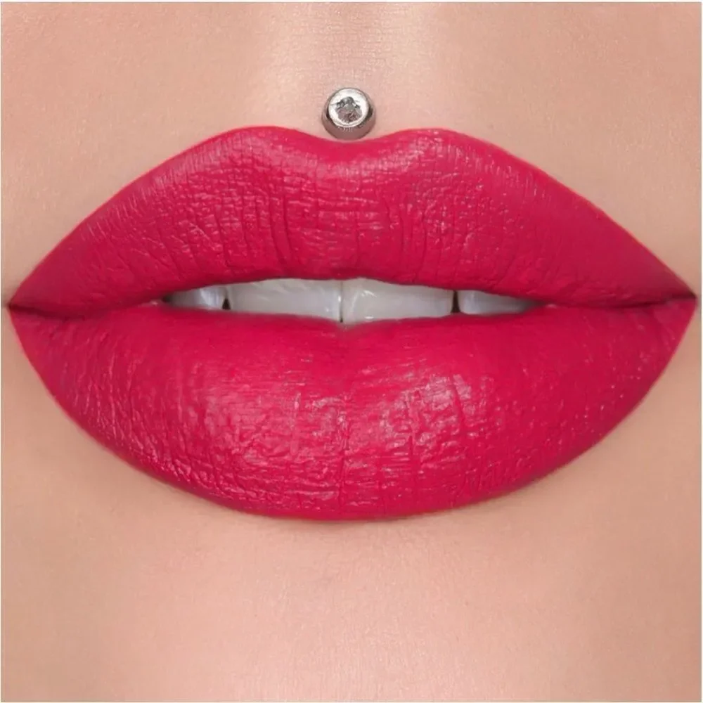 JEFFREY STAR VELVET TRAP CHERRY WET LIPSTICK